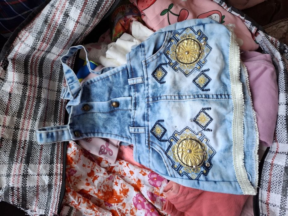 Продам детские вещи на девочку