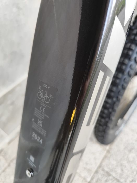 2024 TREK Marlin+ 6 *e-mtb*