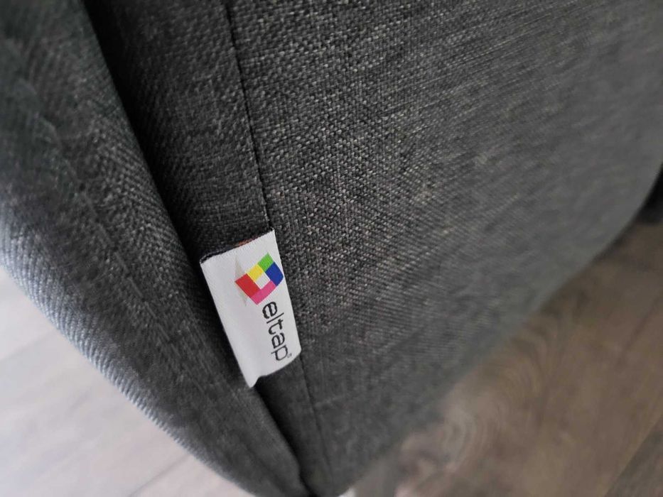 Сив ъглов диван от плат с функция сън и ракла