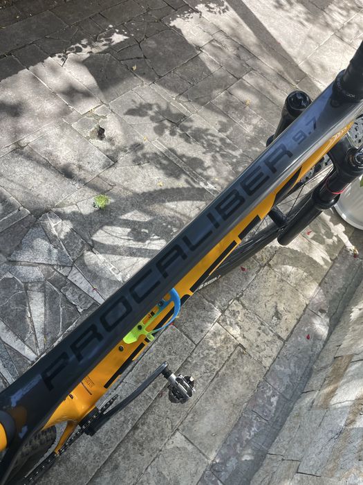 Най-висок клас карбонов велосипед Trek Procaliber 9.7 Gen2