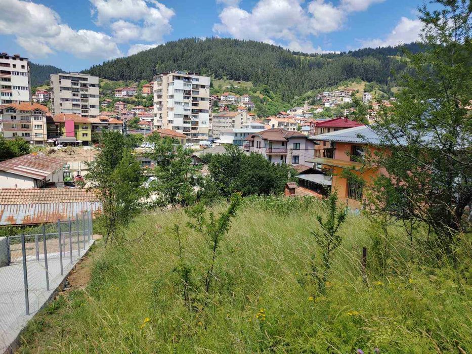 Парцел с одобрен ПУП