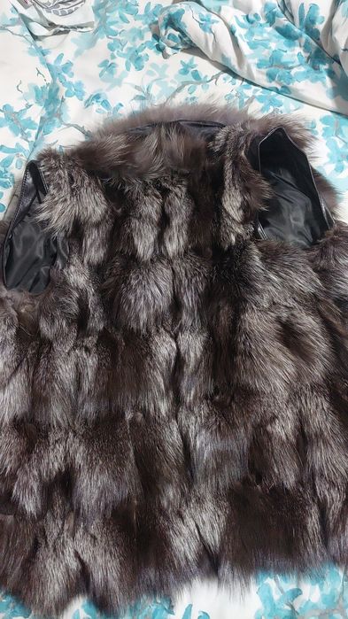 Продам желетку, писец куница