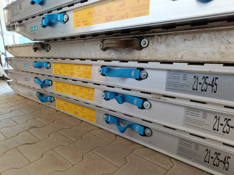 Rampe aluminiu trailer utilaje de la 21 tone pana la 50 tone