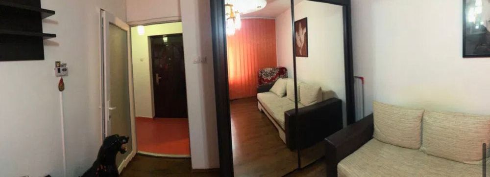 Garsonieră de închiriat în spate la AFI