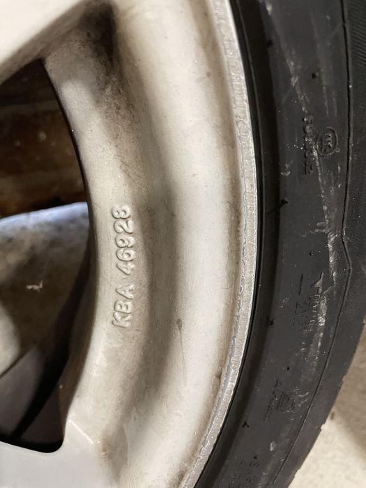 Гуми с джанти  61/2Jx15H2