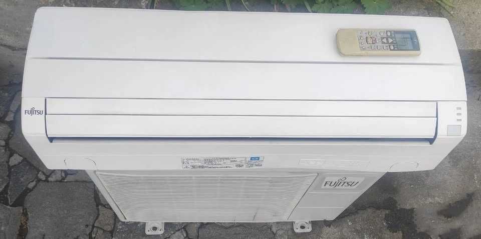 Японски ХиперИнверторен климатик Fujitsu 12000 BTU