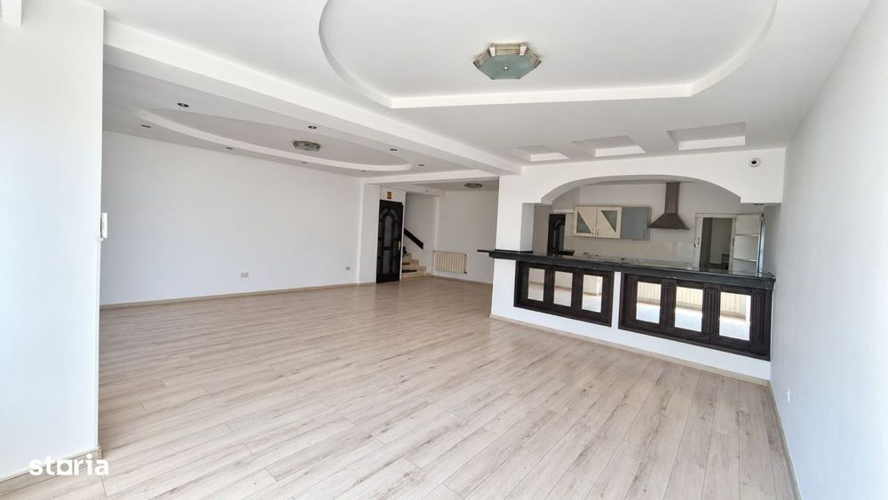 Casa cu 5 camere de inchiriat -  locuire sau birouri, Sibiu