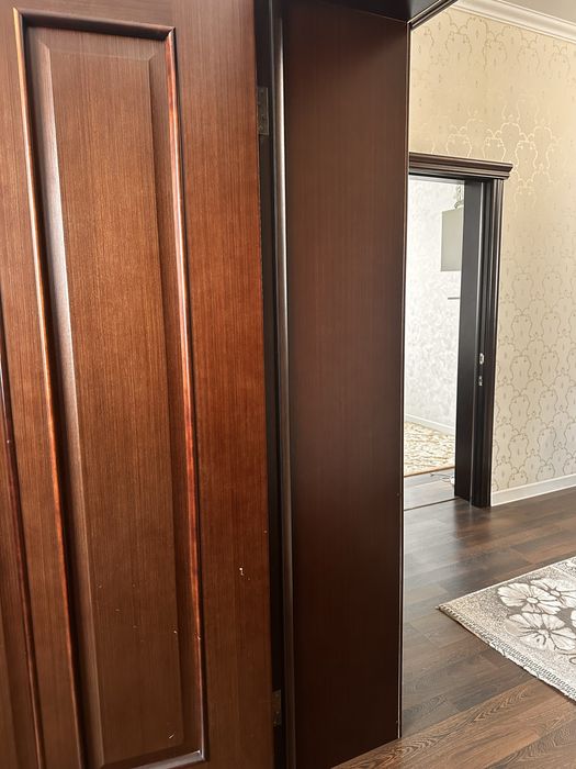 Межкомнатные двери дерево