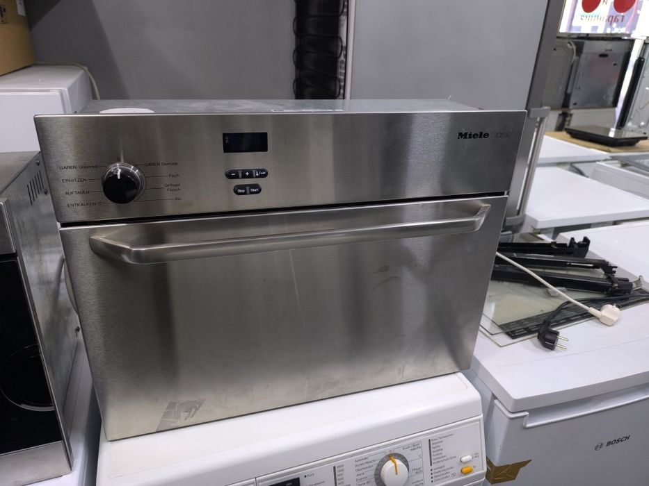 Фурна на пара Miele DG 163 EDST