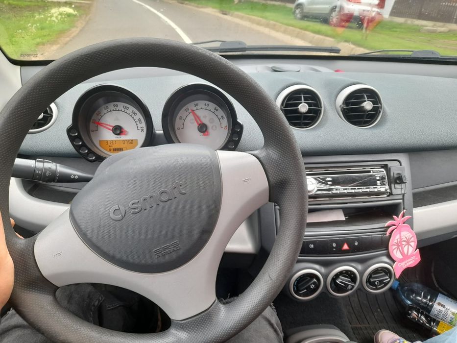 Vand smart  1.3 benzina