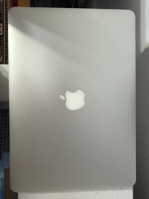 Macbook air 2015/8/256