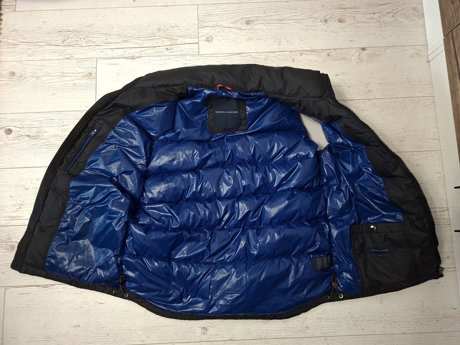 Tommy Hilfiger-Ориг. Пухен елек Нов!