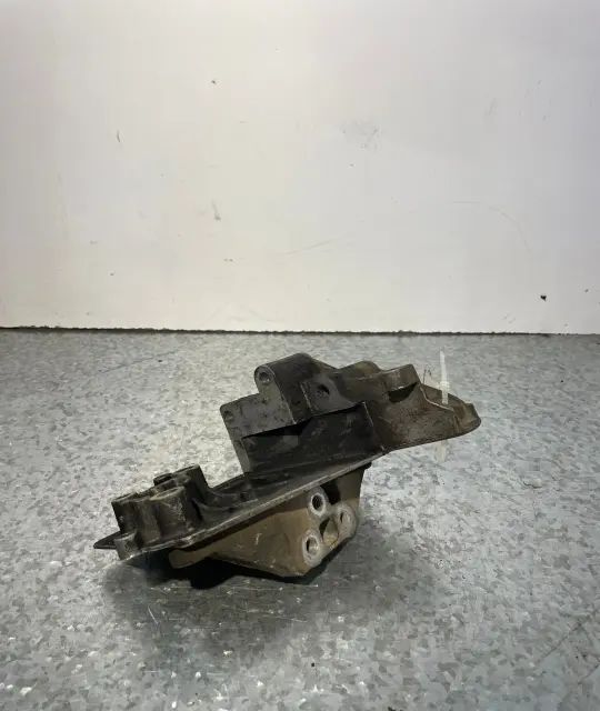 Suport motor Ford Focus 2002 1.6 MT (101 hp)