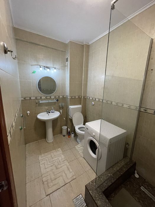 Vand apartament 2 camere Bdul Voluntari 93