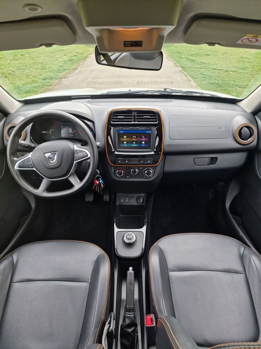 Dacia Spring electrică unic proprietar revizii reprezentanta