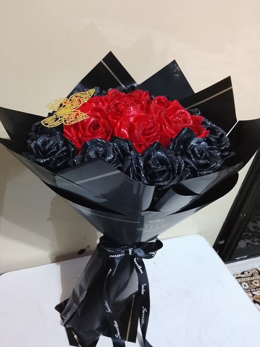 Цветы ручной изделия