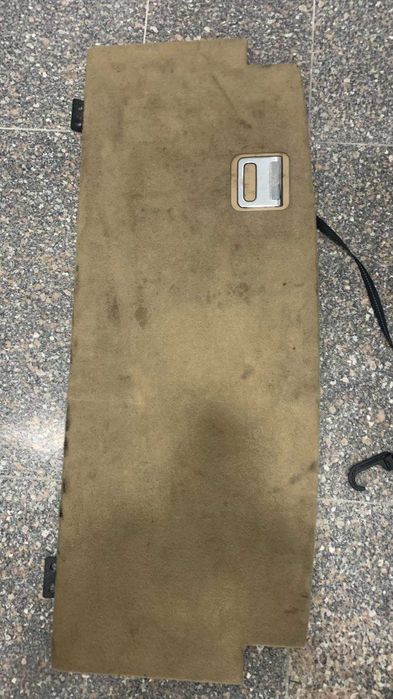 кора за капака на резержната гума на Мерцрдес ГЛ 2006-2010 г