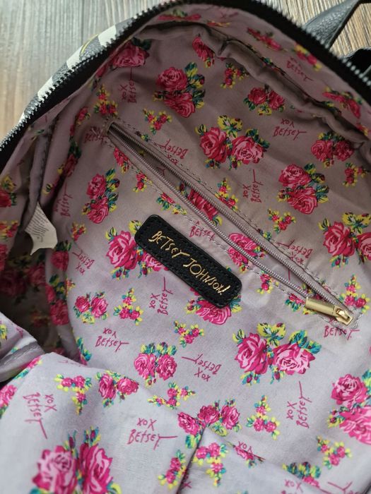 Страхотна дамска раница BETSY JOHNSON , голям размер