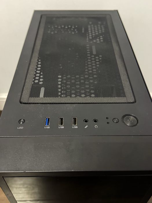 Caracasa gaming PC