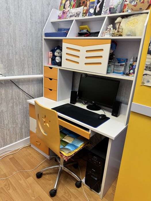 Продается детский гарнитур