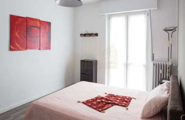 Дава се под наем Четиристаен апартамент в Пловдив, Център - 92 кв.м за 229.5 € - Снимка #3