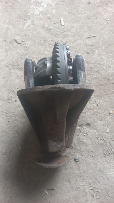 Редуктор  Tayota hailux.