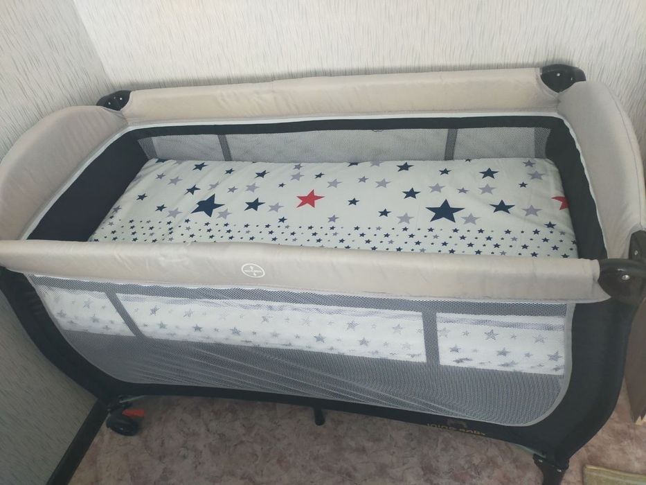 Десткая кроватка