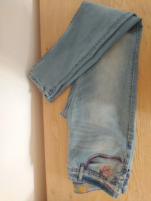 Blugi Desigual 28