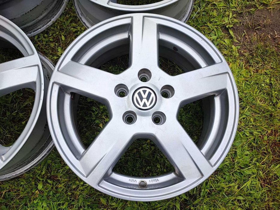 VW/Фолксваген - 16 цола 5x112; 4 бр. лети джанти