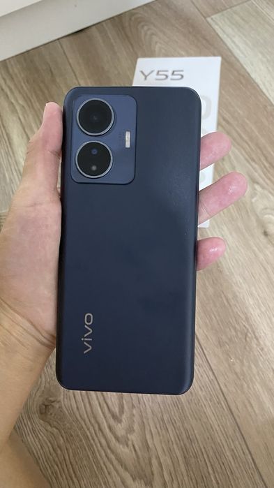 Сотовый телефон vivo 55