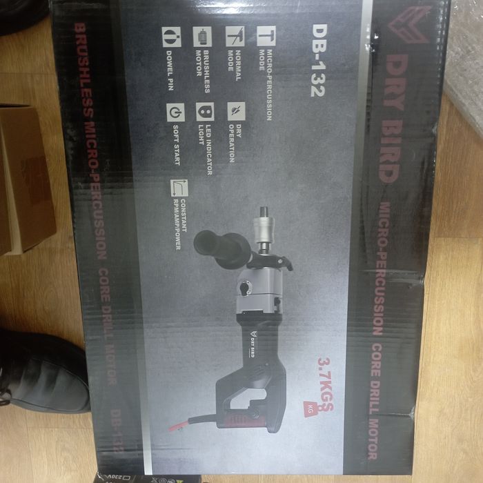 Almazniy perforator drel