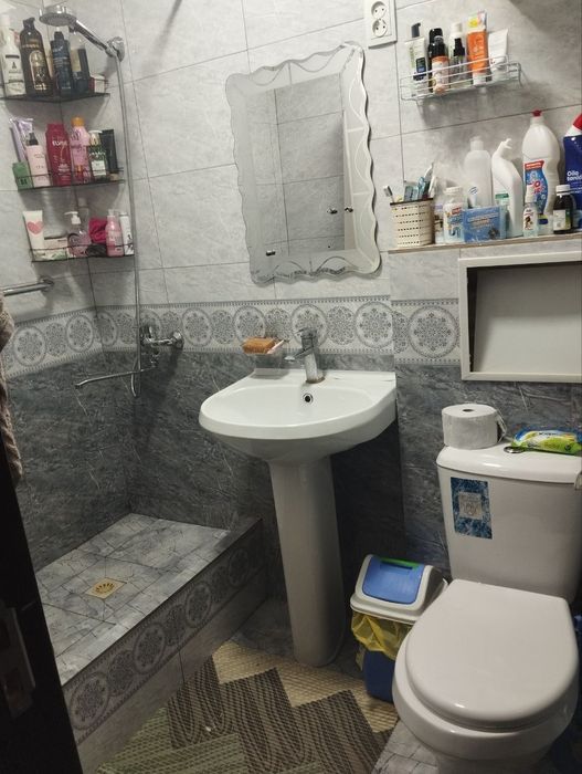 2 xonali ijaraga beriladi