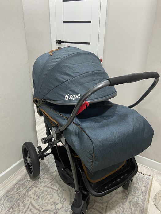 Срочно продам коляску с рождения до 3-лет