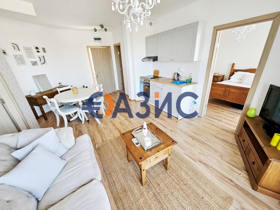 Продава се Тристаен апартамент в к.к. Слънчев бряг - 74 кв.м за 482 €/кв.м - Снимка #3