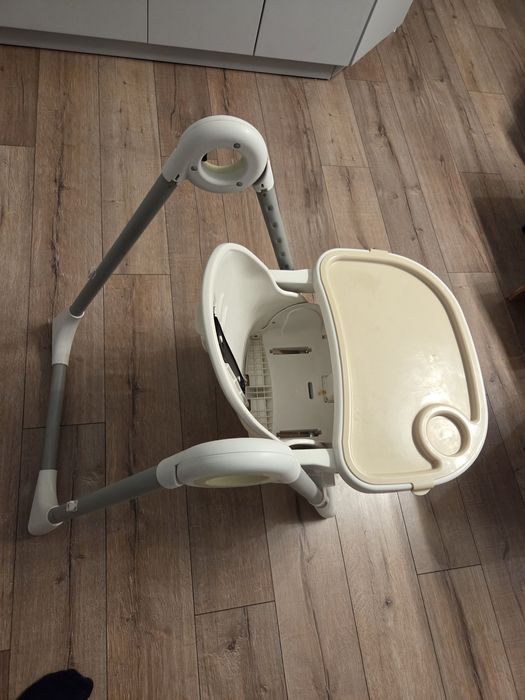 Детский столик со стулом