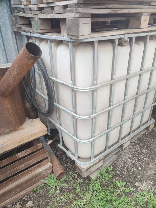 Кубовая бочка б/у