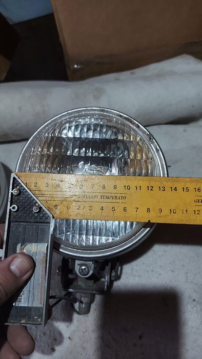 Фары, можно как противотуманные