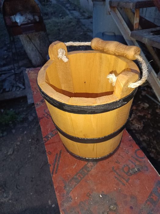 Декоративни Кофи за Кладенеци/Кашпи за Цветя