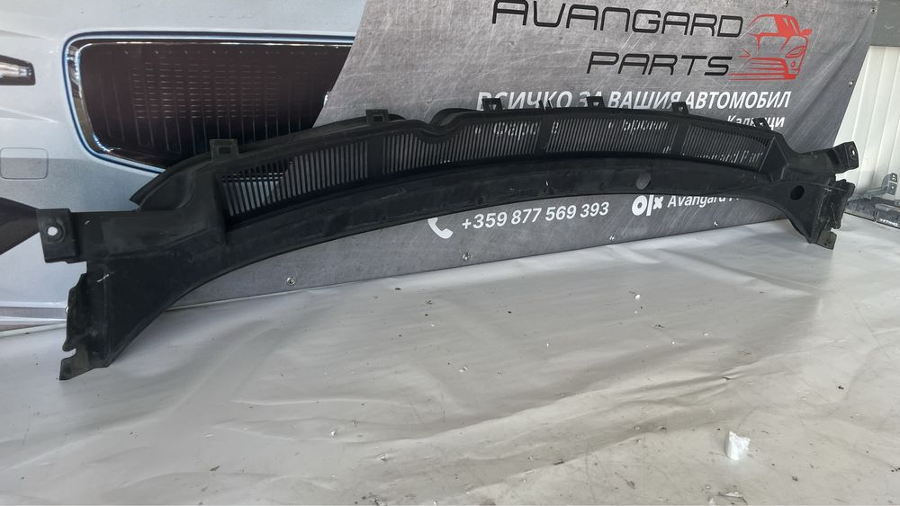 2 броя лайстна под чистачки Ford Transit Courier 2014-2018