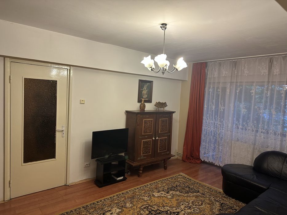 Apartament 3 camere Micalaca zona 100