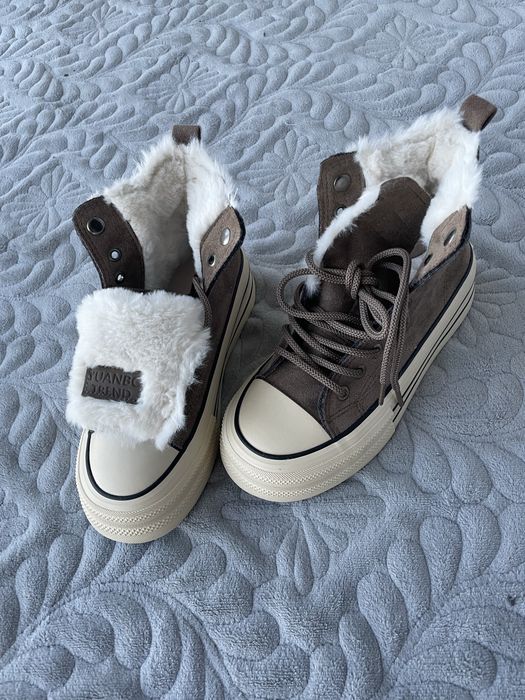 Продам новые кеды