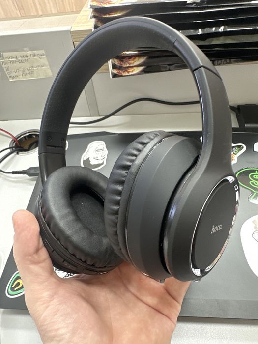 Продам беспроводные наушники