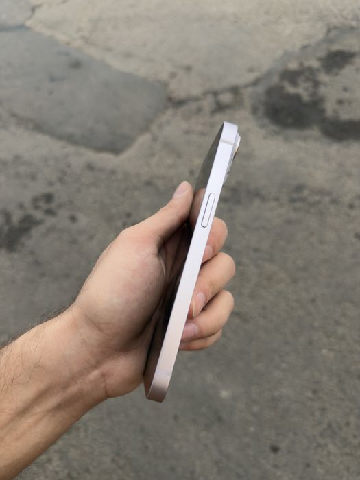 Продам IPhone 14 128gb