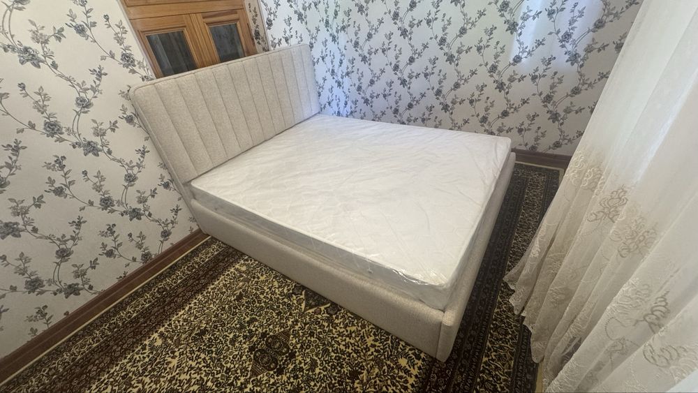 Двуспальная кровать на заказ