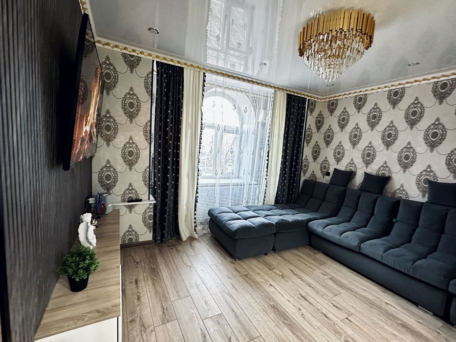 3-комнатная квартира в центре в идеальном состояние