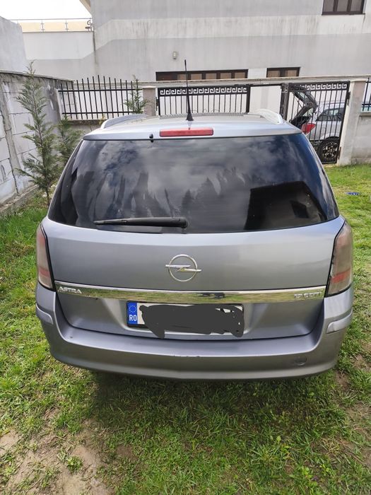 Vând Opel Astra H