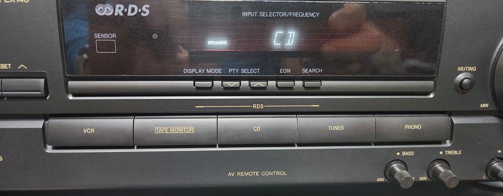 Receiver Technics  cu telecomandă