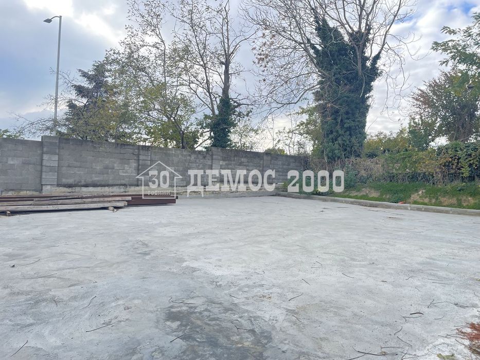 Дава се под наем Магазин в Варна, м-т Траката - 320 кв.м за 2550 € - Снимка #3