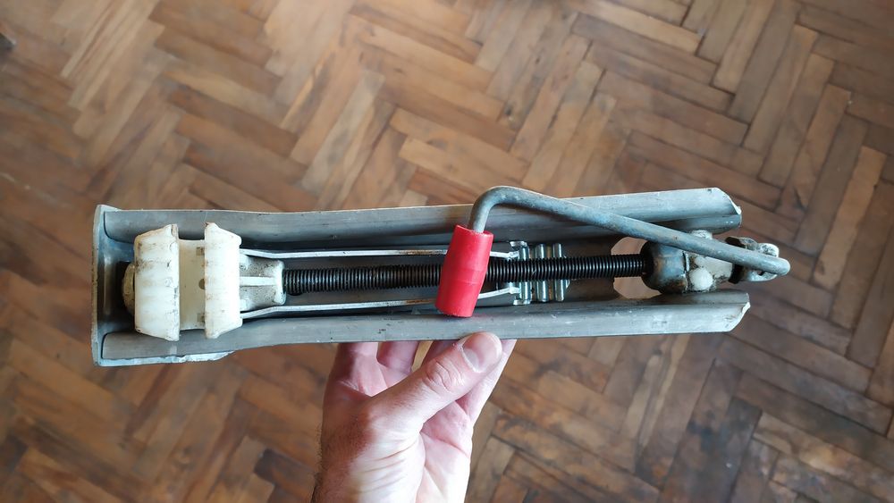 Крик за Ауди оригинален, алуминиев.