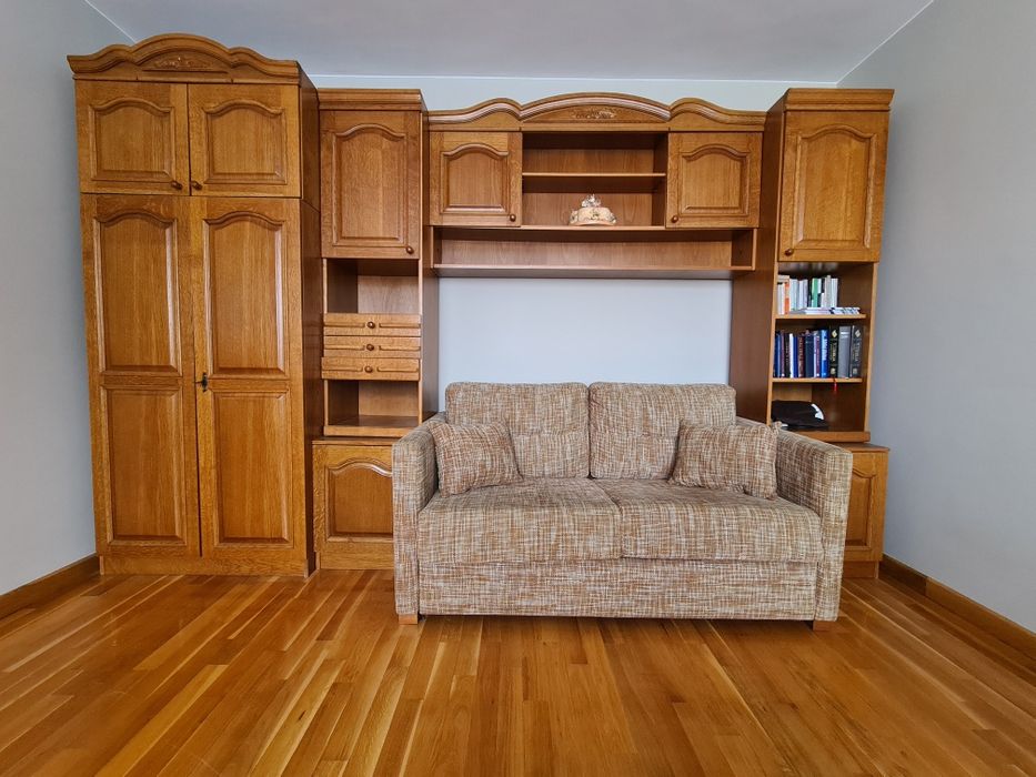Mobilier tineret cu pat extensibil, comoda si birou